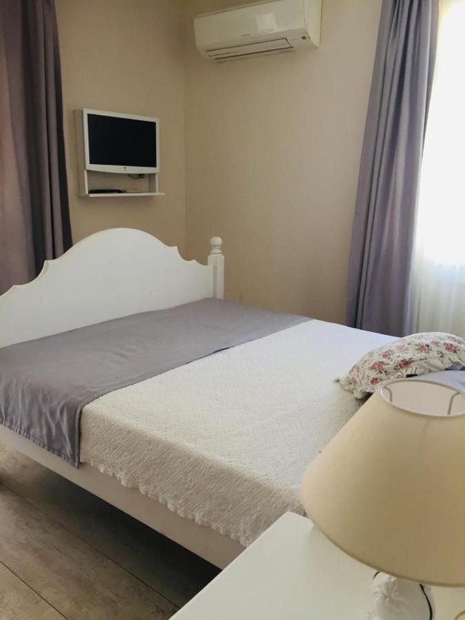 The White Hotel אלאקאטי מראה חיצוני תמונה